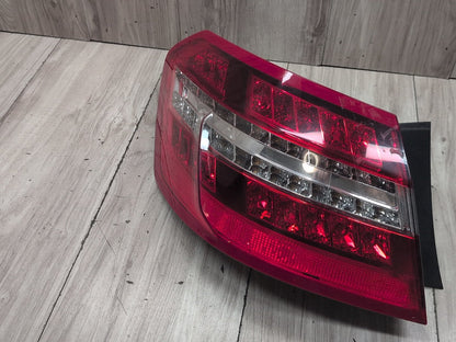 2009-2012 Mercedes-Benz E550 W212 Rear Left Driver Outer Tail Light A2129060758
