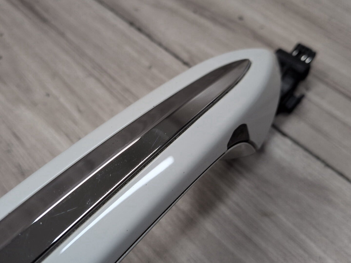 OEM BMW F90 G30 540 M550 Front Rear Right Passenger Door Handle COMFORT White
