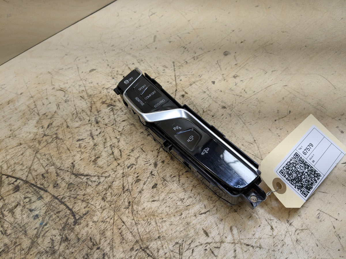 2016-2019 BMW 750i G12 Operating Traction Switch 9391038 OEM