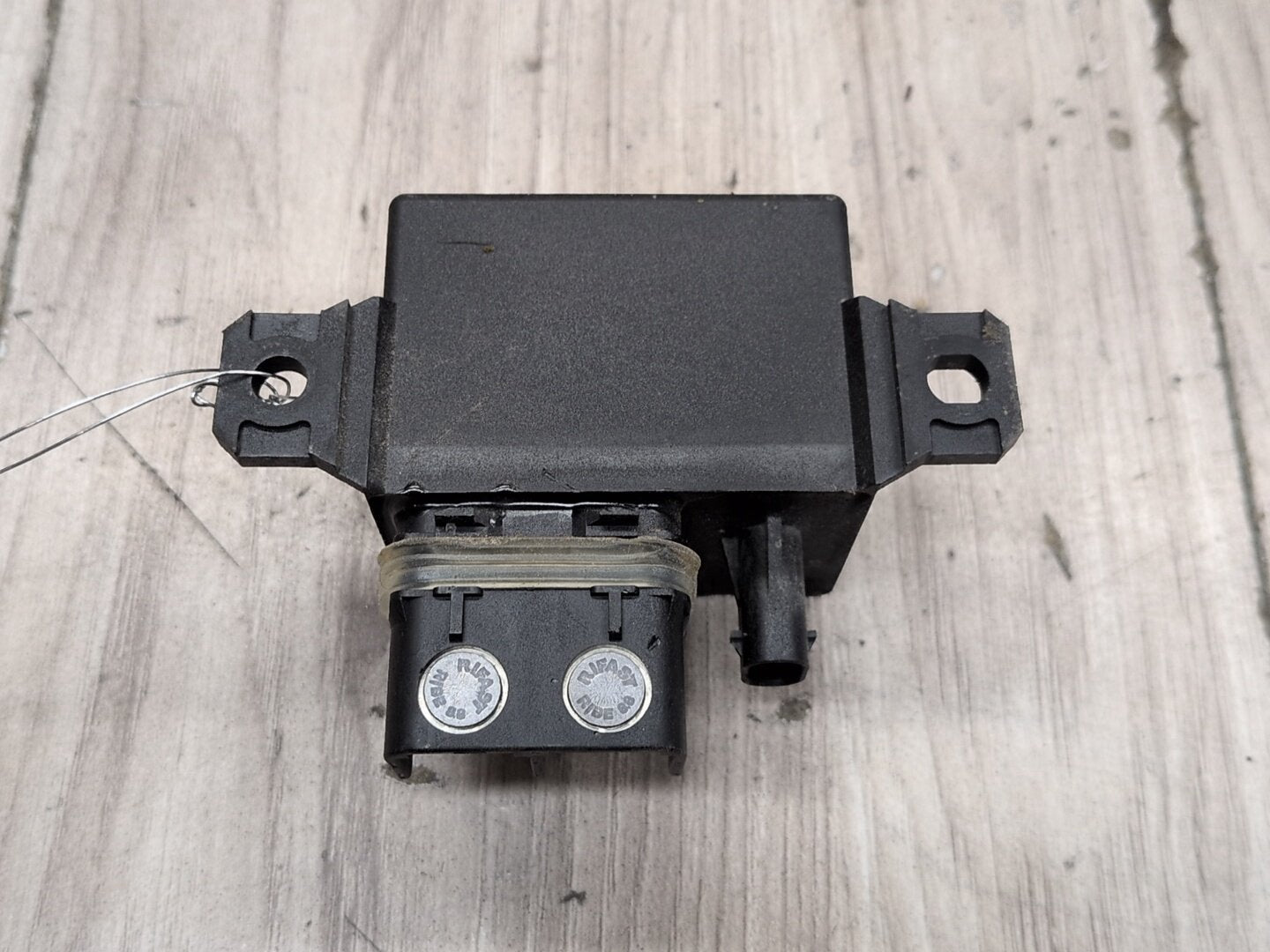 2019 - 2026 BMW X5 G05 Cooling Fan Relay Module 6836504 N63B44M3