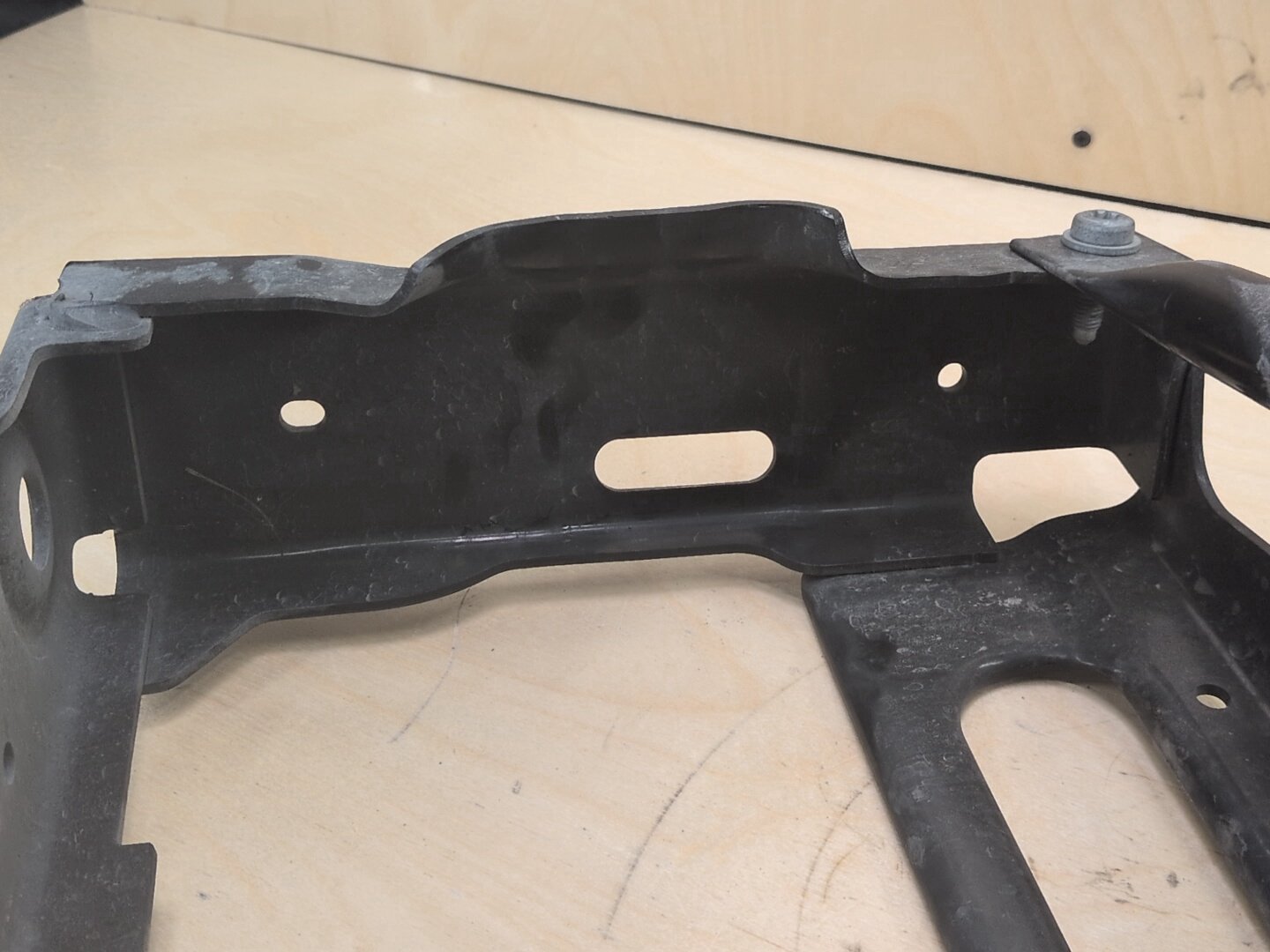 OEM BMW G01 G02 F97 F98 X3 X4 Front Left Driver Radiator Reinforcement Bracket