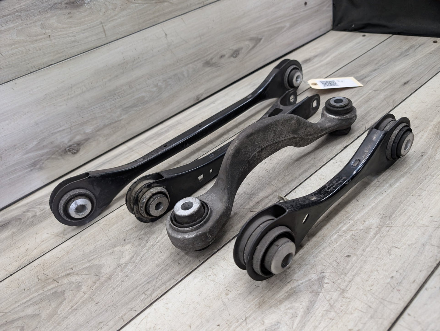 2018 - 2023 BMW X3 G01 Rear Right Passenger Control Arms SET 6871017 B58B30M0