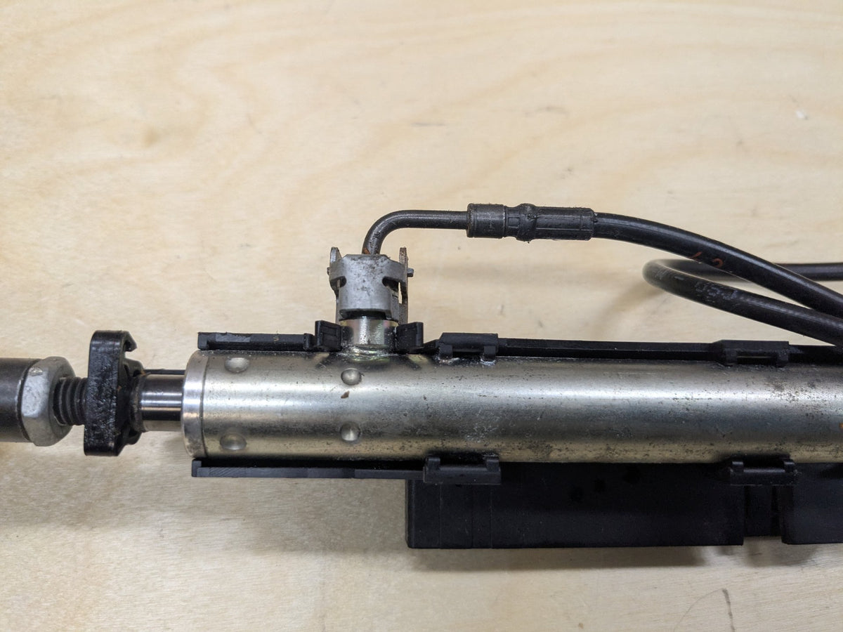 09-11 OEM Mercedes-Benz SLK-Class R171 COnvertible Top Right Trunk Lid Cylinder