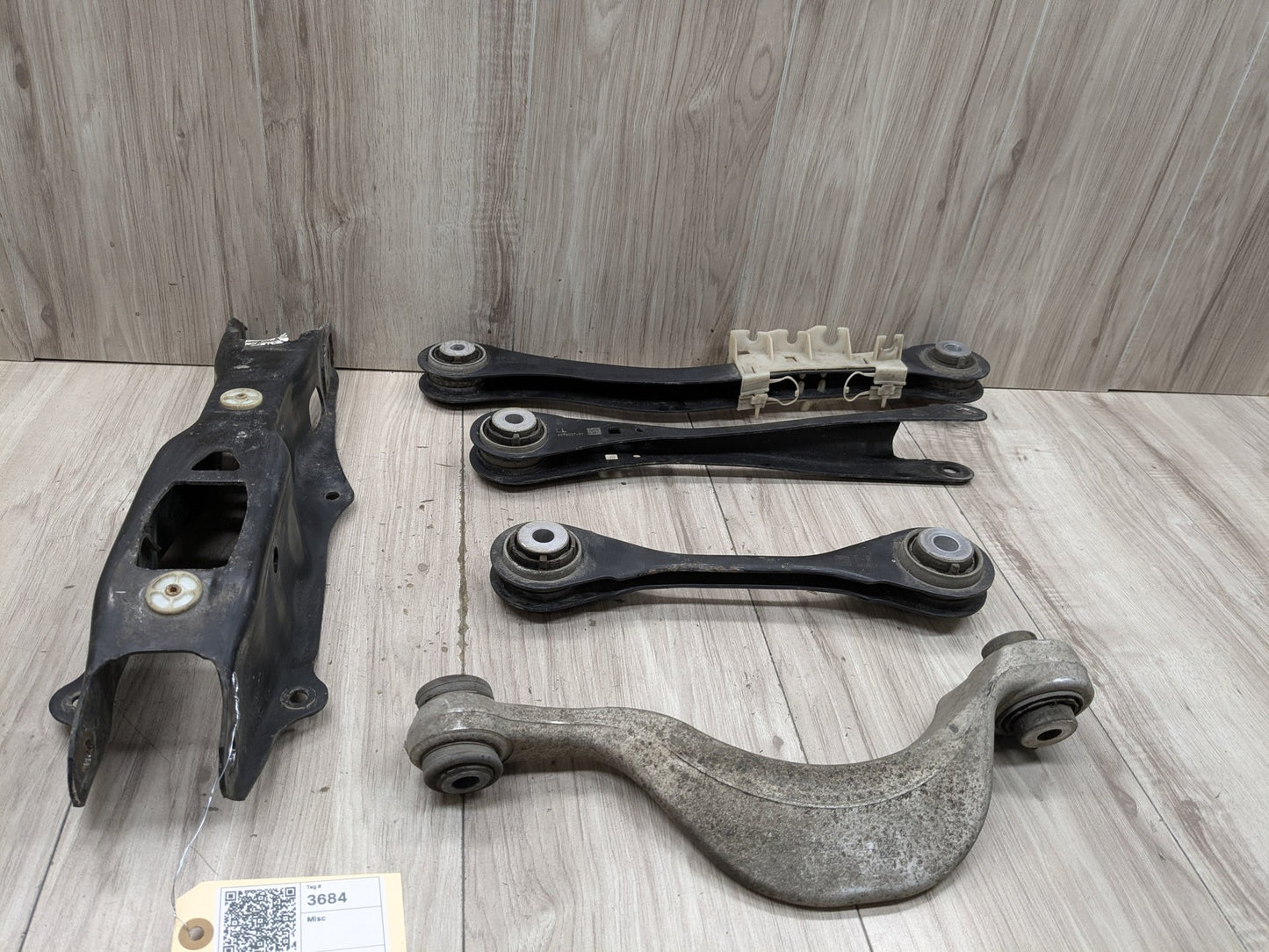 2019 - 2026 BMW X5 G05 Rear Left Driver Control Arms SET 6878018 N63B44M3