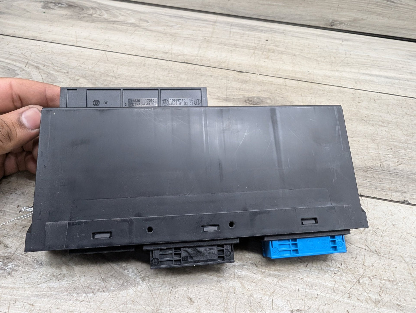 2011-2016 BMW 535i F10 BCM Body Control Module 9228488