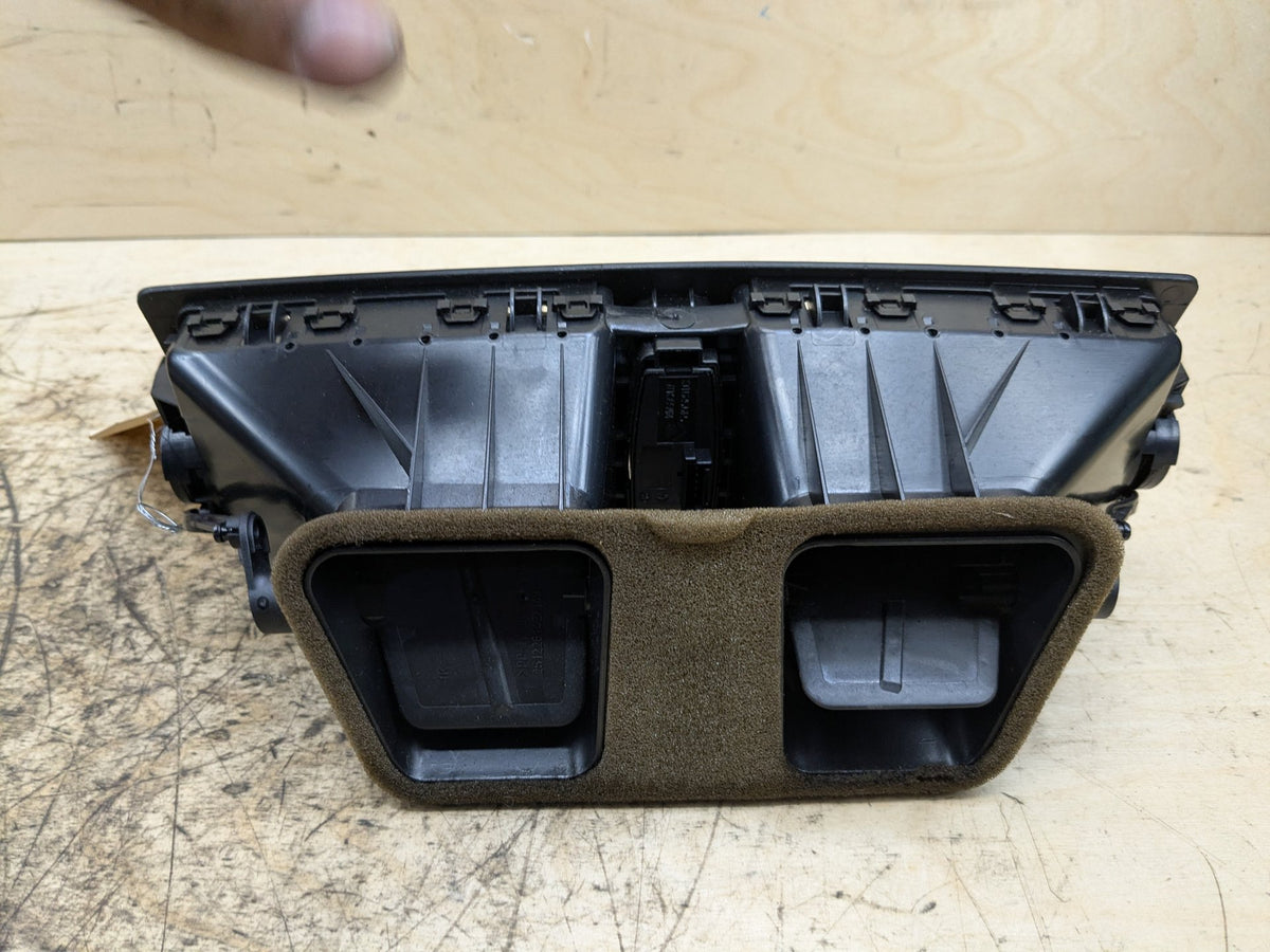 08-13 OEM BMW E82 E88 128 135 Dash Dashboard Center Middle AC Air Vent Grille