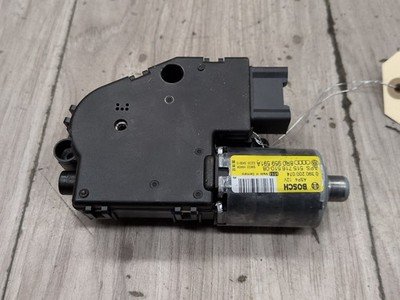 2008-2017 Audi S5 8T Sunroof Sun Roof Sun Shade Blind Cover Motor 8R0959591A OEM