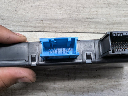 2009-2015 BMW 750Li F02 BCM Body Control Module 9291449