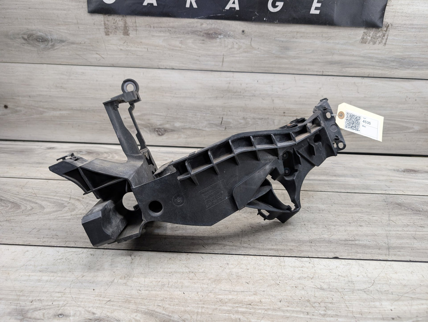 2008 - 2017 Audi S5 8T Left Driver Headlight Bracket 8T0805607