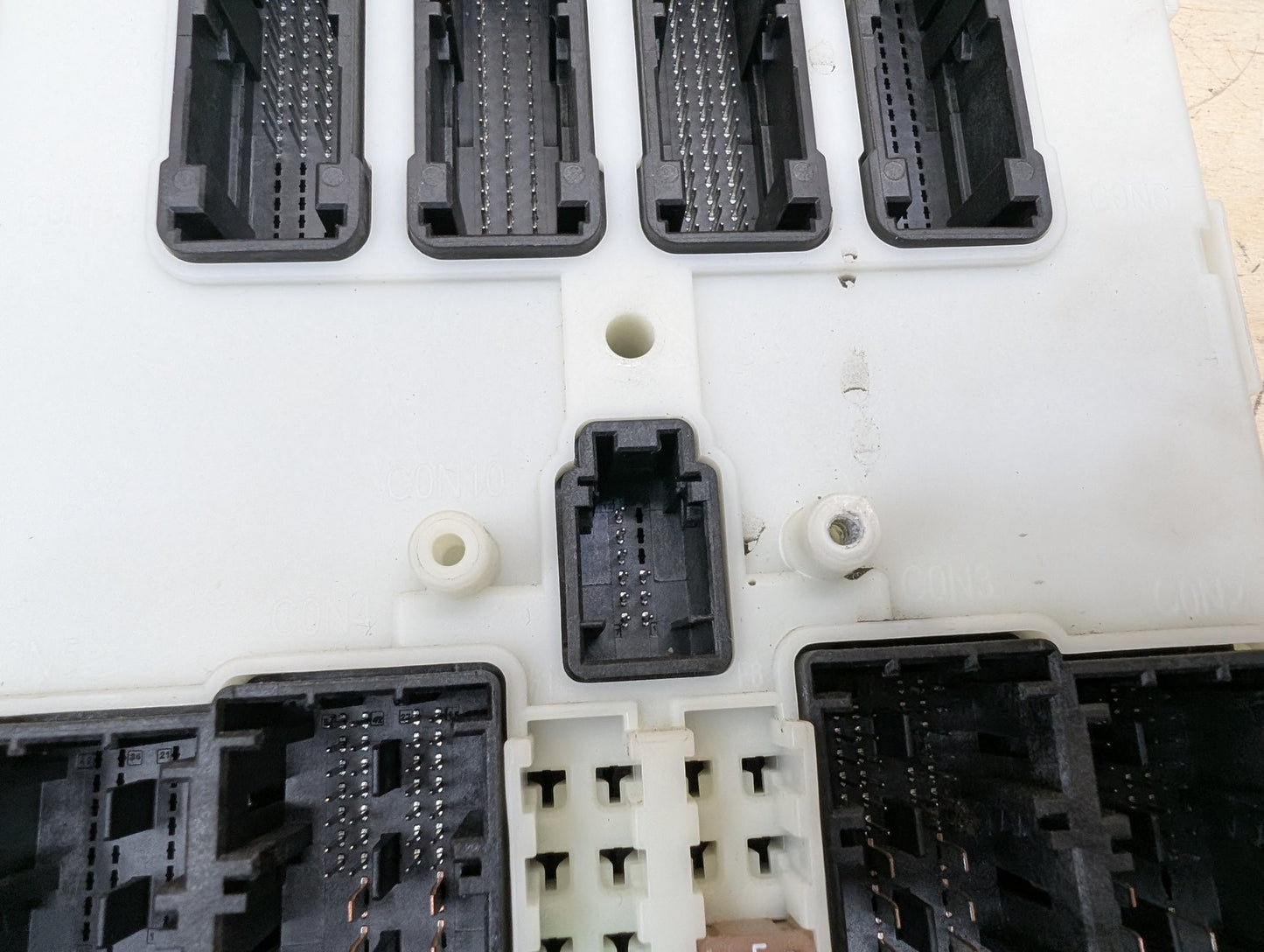 OEM BMW F30 F32 F33 F36 F80 F82 F83 Body Control Junction Box Module FEM + Key