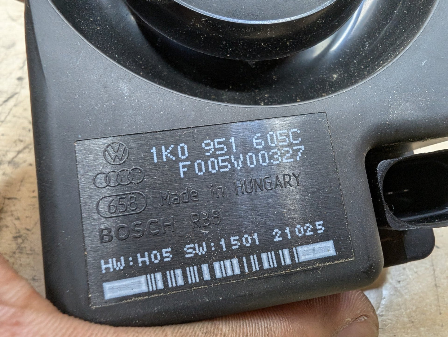 2011-2017 Audi RS5 8T - PN: 1K0951605C