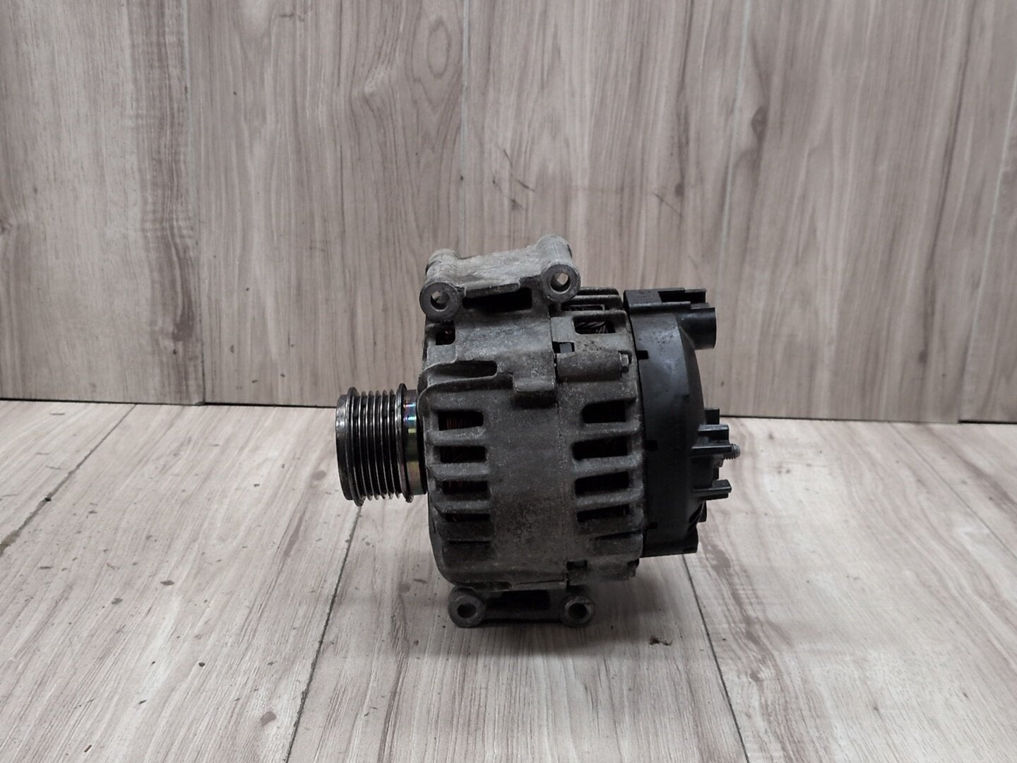 15-18 OEM Audi 8U Q3 CCTA Engine Motor Generator Alternator 06J903023R