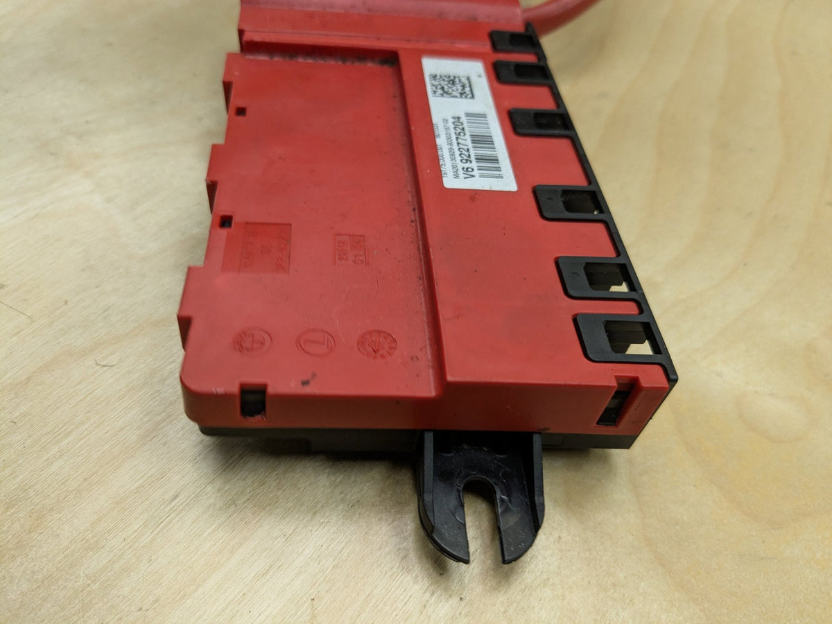 OEM BMW F22 F30 F32 F36 F80 F82 Positive Battery Distributor B+ Power Fuse Box