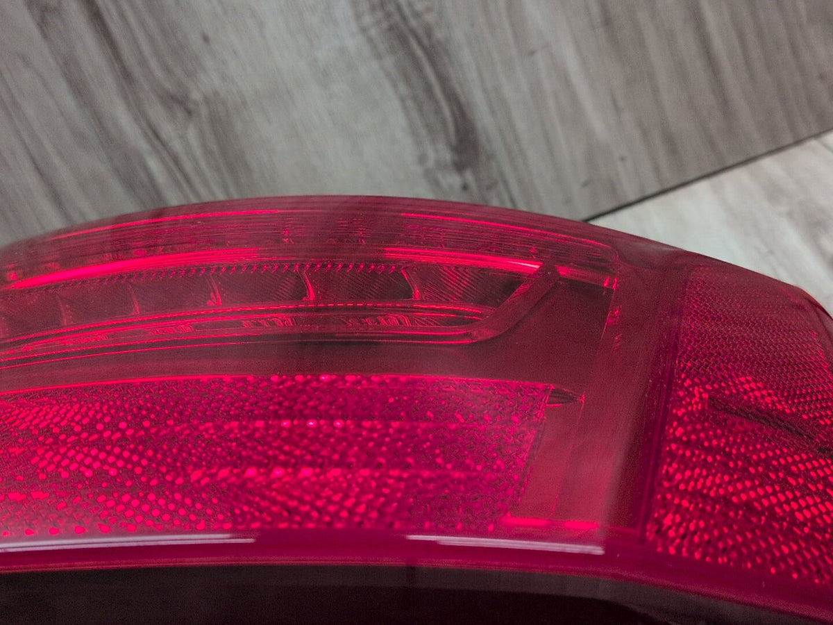2016 Audi S5 8T Rear Right Passenger Outer Tail Light 8T0945096J OEM