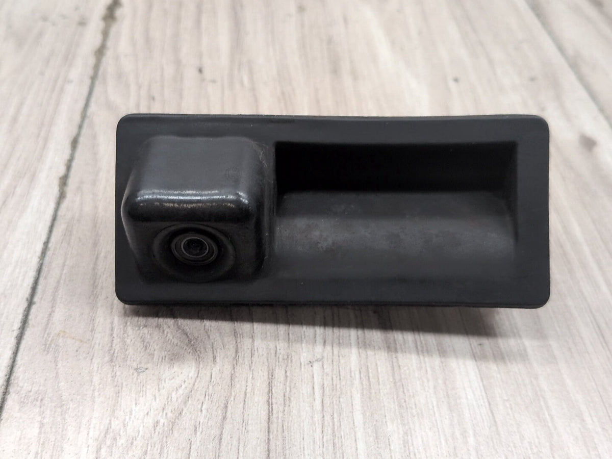 15-18 Audi Q3 8U Liftgate Trunk Lid Release Handle Switch w/ Camera 5N0827566