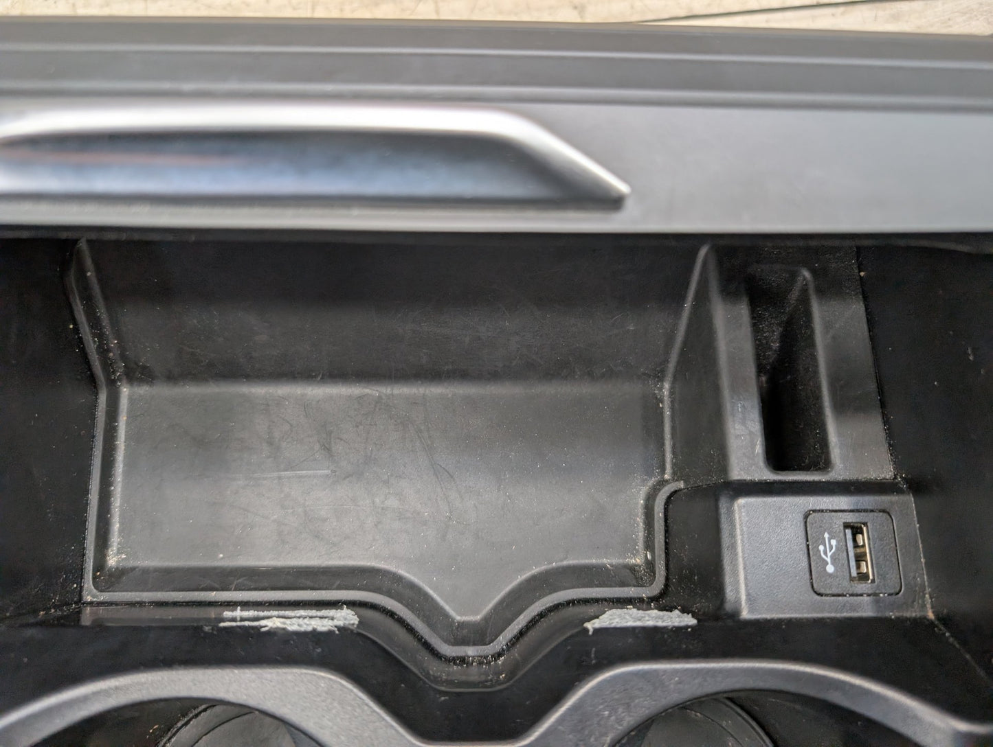 OEM BMW G01 G02 F97 F98 X3 X4 Central Console Cup Holder Storage Tray Trim Cover