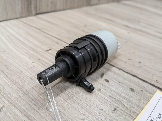 OEM BMW G20 G22 G26 G30 Windshield Washer Pump