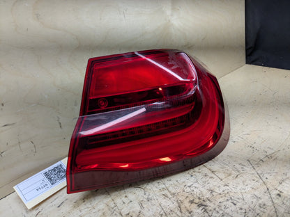 16-19 OEM BMW G11 G12 740 750 M760 B7 Rear Right Passenger Outer LED Tail Light