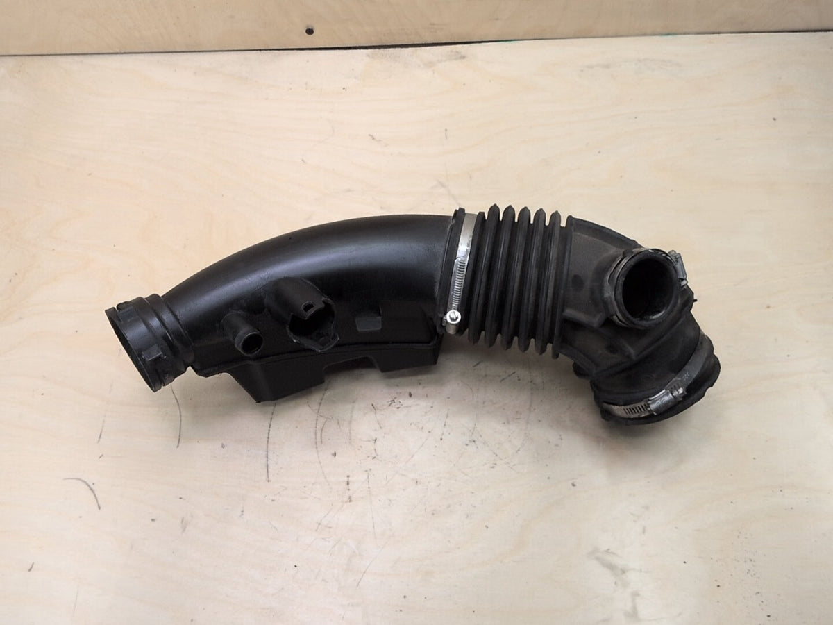 2018-2024 BMW X3 G01 Engine Motor Air Duct Tube Hose 8663614 OEM