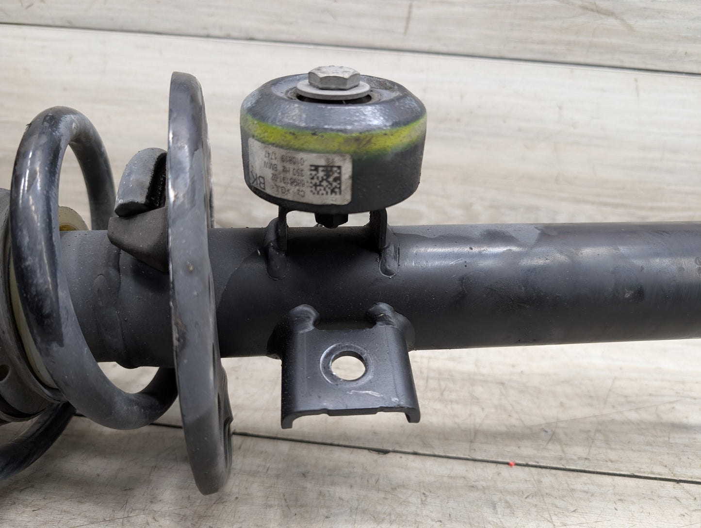 18-25 OEM BMW G01 G02 X3 X4 M40iX Front Left Driver Spring Strut Shock 6880605