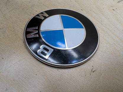 2012-2018 BMW 328i F30 Front Bumper Emblem Badge Symbol Logo 7288752