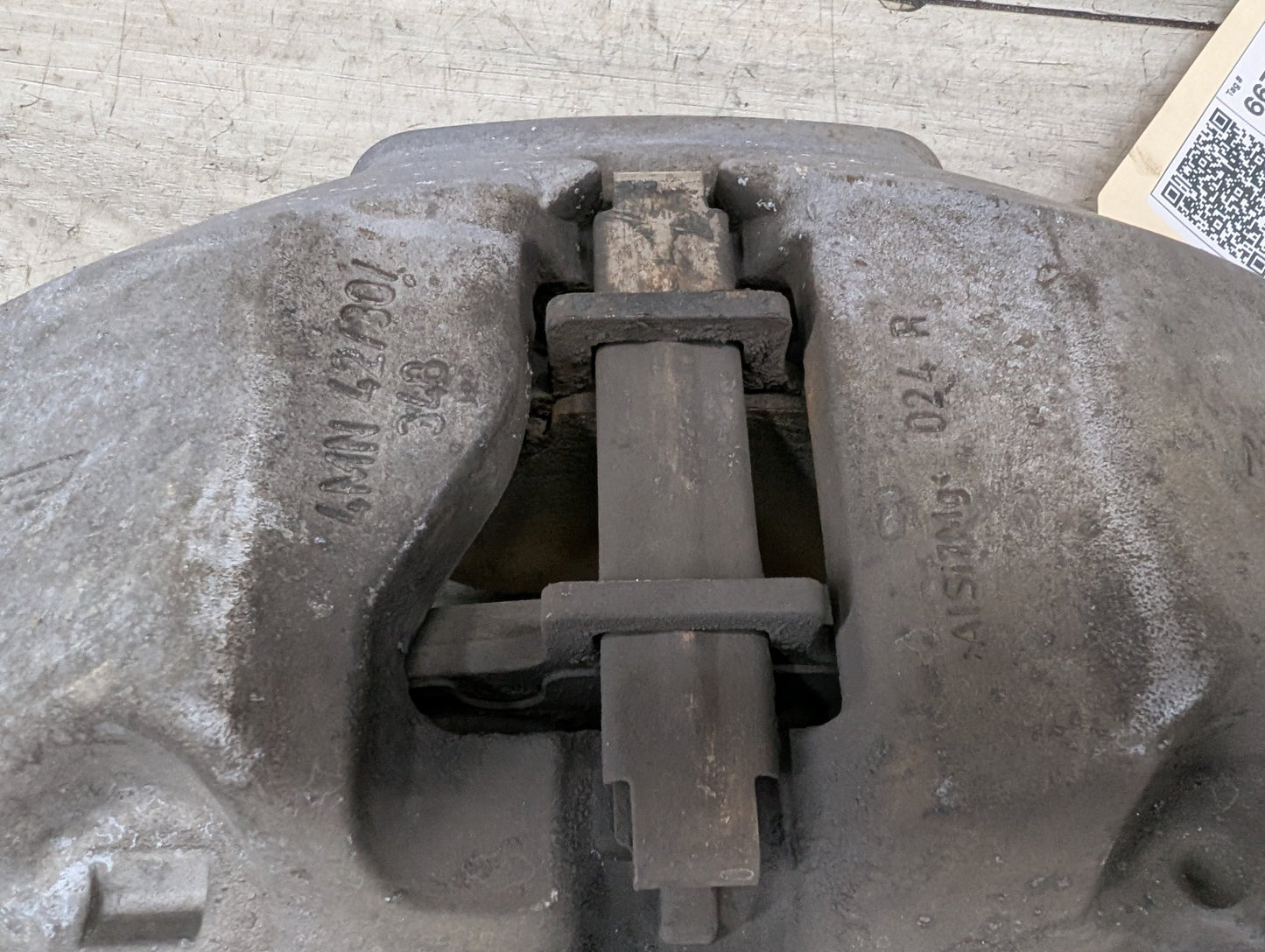2017-2023 BMW 530i G30 Front Right Passenger Brake Caliper 6883736