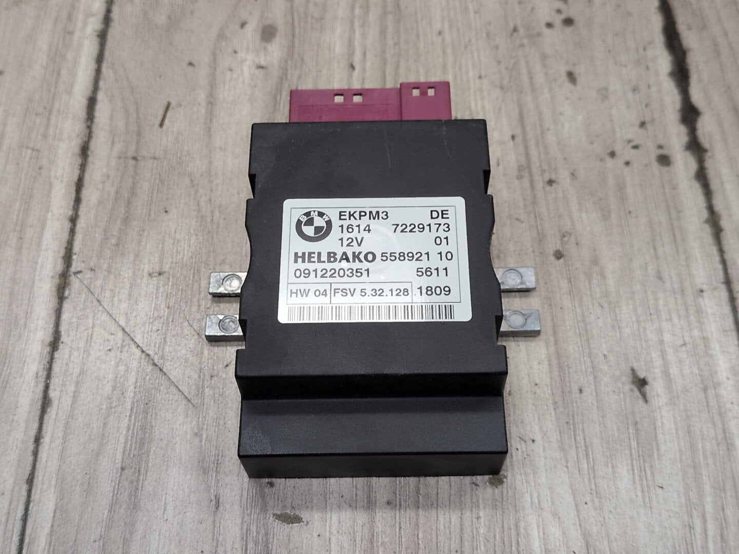 OEM BMW E70 E82 E90 E92 E93 N54 N55 Helbako Fuel Pump Relay Control Module EKPM3