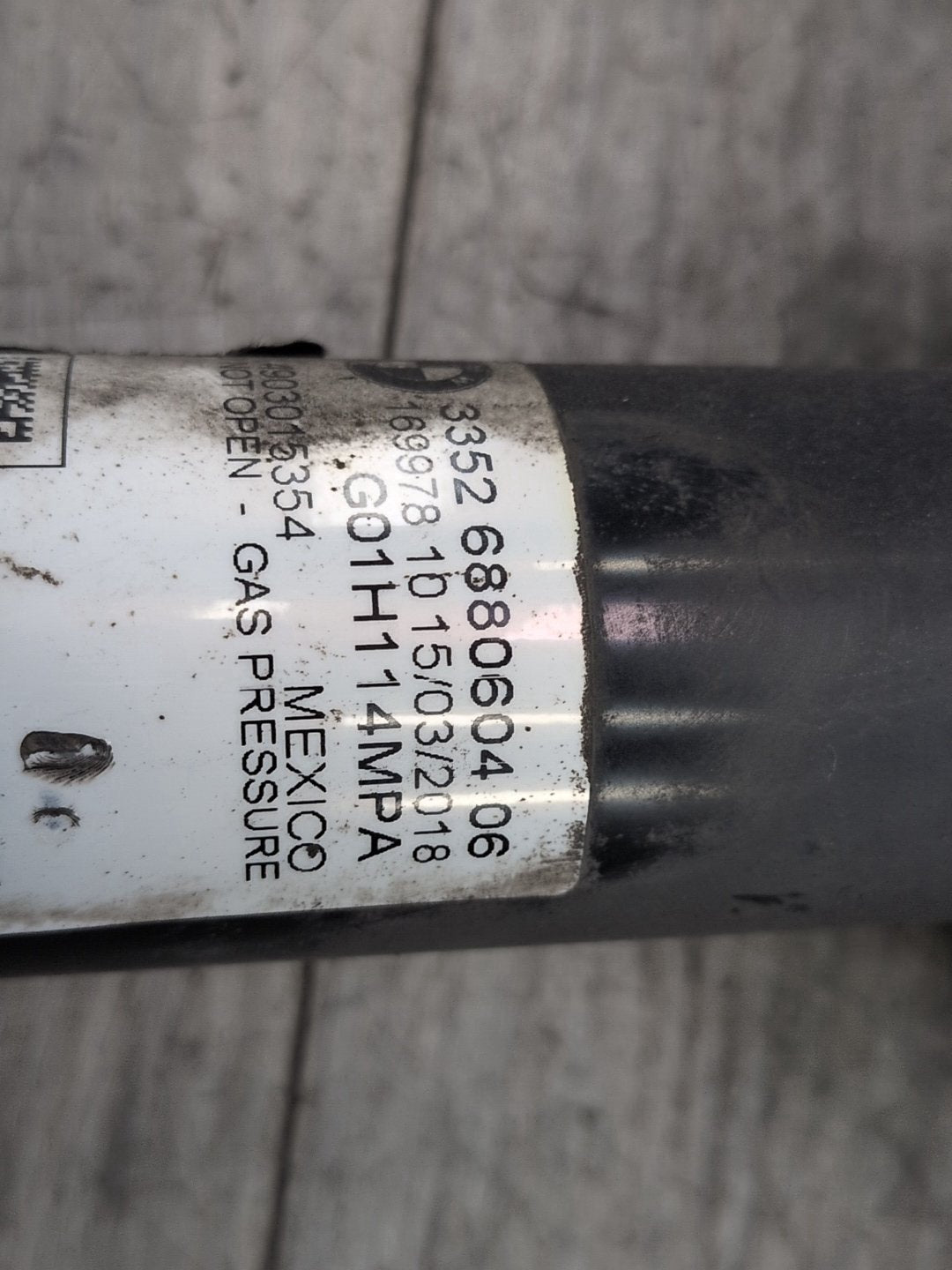 2019 BMW X3 G01 Rear Left or Right Spring Strut Shock Absorber 6880604 B58B30M0