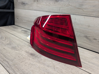 2011 - 2016 BMW 528i F10 Rear Left Driver Outer Tail Light 7312707 N20B20O0