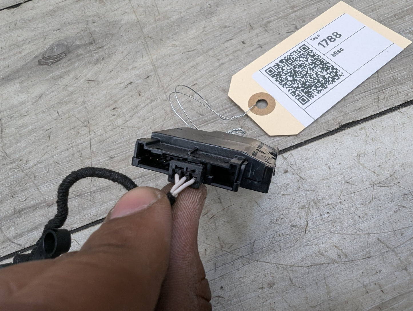 2021-2026 BMW 430i G22 Steering Wheel Control Module 9476132