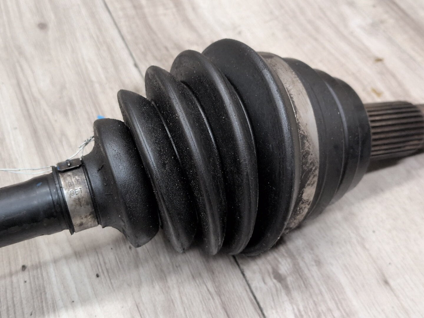 2014 - 2018 BMW X5 F85 Front Right Passenger Half Shaft Output CV Axle 7622884 S63B44T2