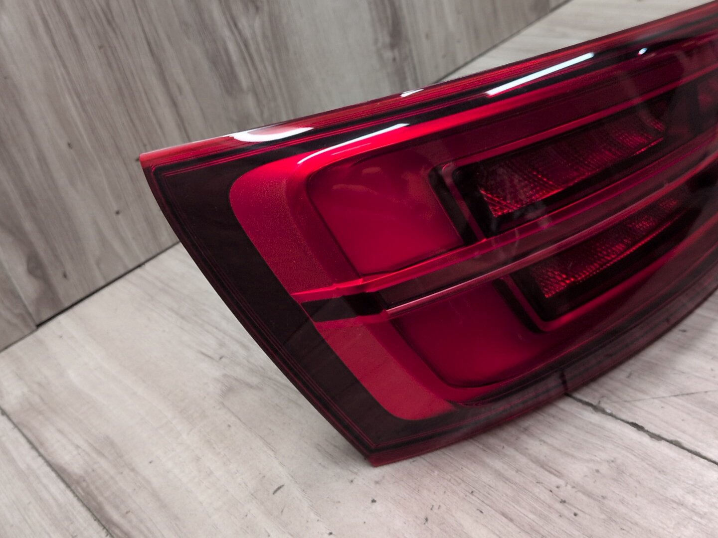 2015-2018 Audi Q3 8U Rear Left Driver Outer Tail Light 8U0945093A
