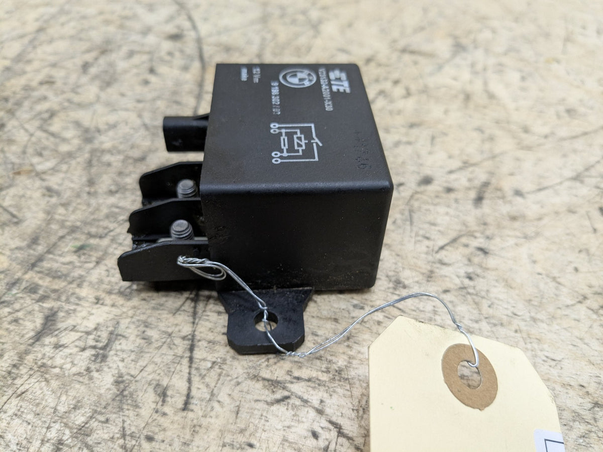 OEM BMW F10 F13 F02 F30 F32 F80 F82 F85 M3 M4 M6 Cooling Fan Relay Control 130A