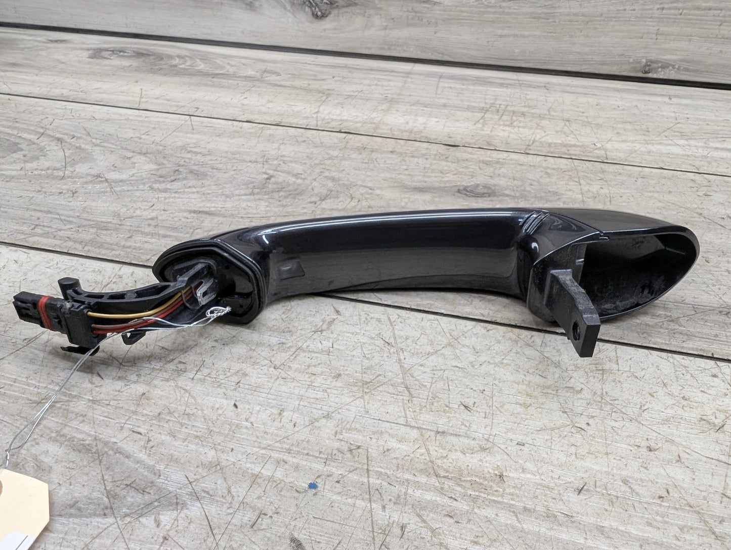 2018 - 2024 BMW X3 G01 Front or Rear Right Passenger Exterior Door Handle w/ Comfort Access 8492028 B58B30O1