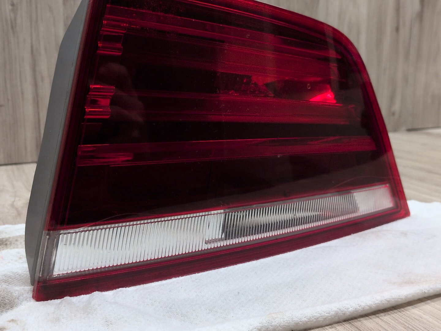 2011 - 2017 BMW X3 F25 Rear Right Passenger Inner Tail Light 7217314 N20B20O0