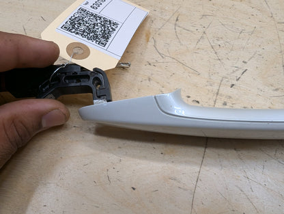 12-18 OEM BMW F30 F82 F32 M3 M4 COMFORT ACCESS Left Driver Door Handle