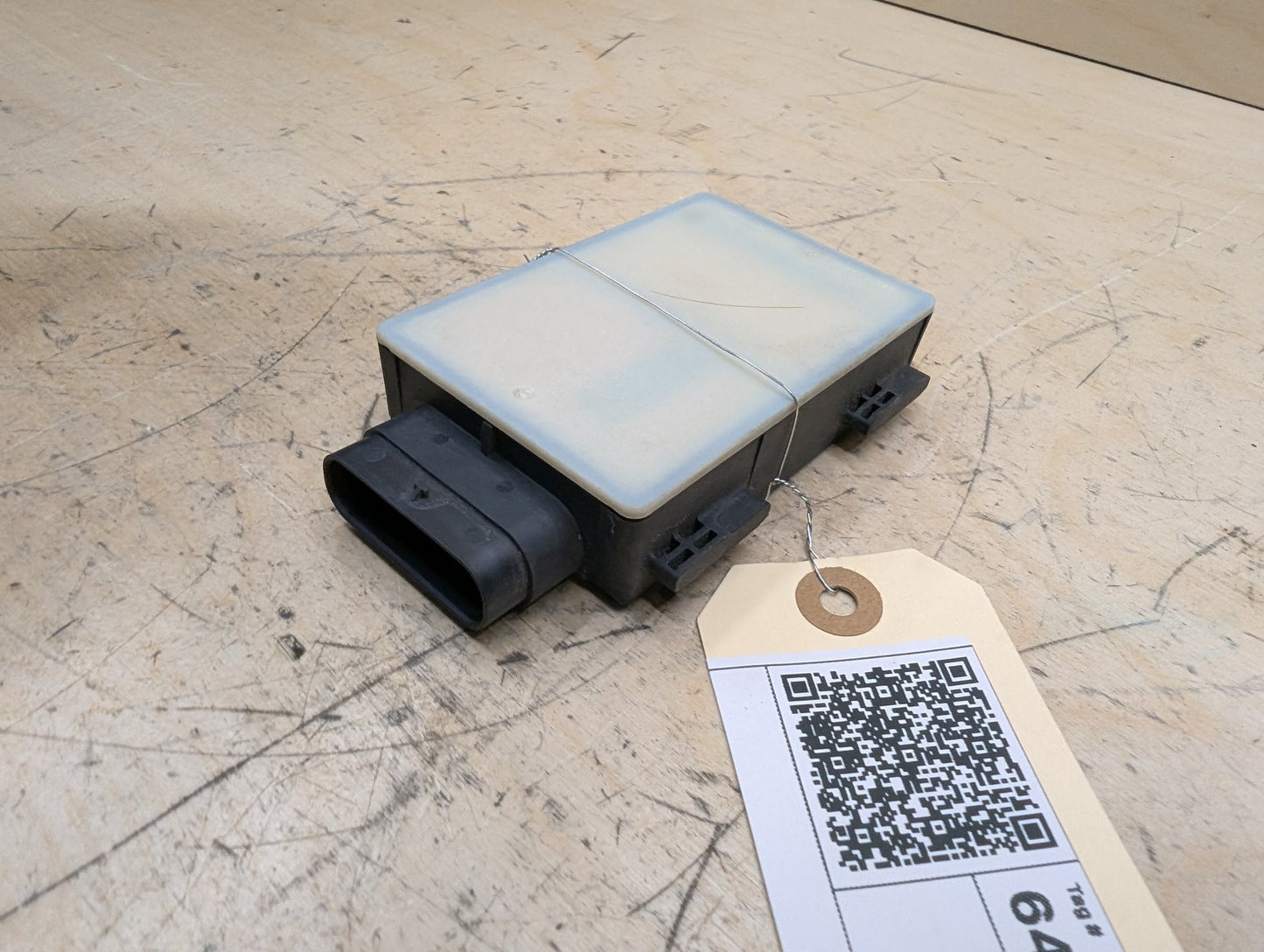 2016-2022 BMW 750i G12 Blind Spot Lane Sensor Radar Module 6877834