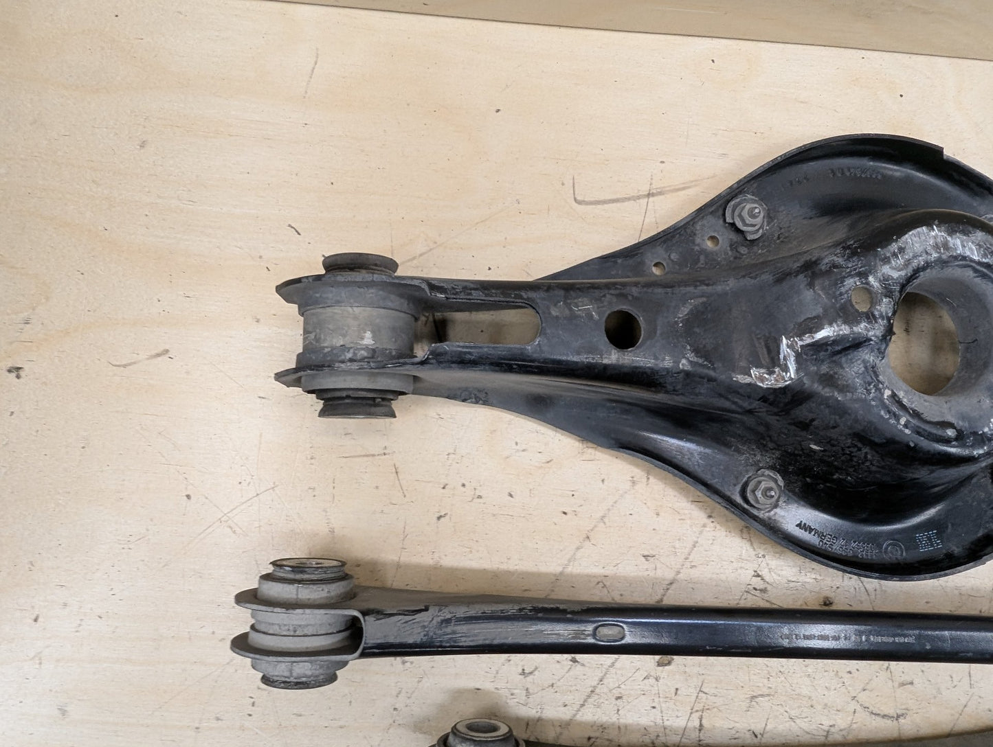 2012-2018 BMW 320i F30 Rear Right Passenger Control Arms SET 6792540