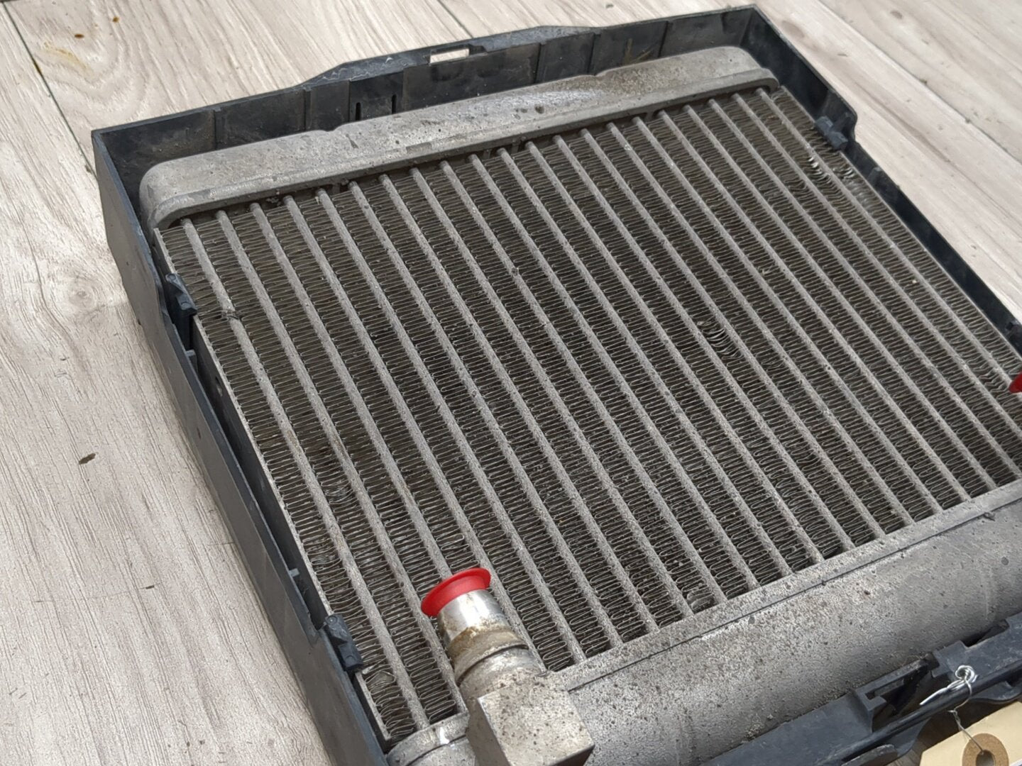 OEM BMW F02 F06 F10 F13 535 550 Front Right Passenger Auxiliary Coolant Radiator