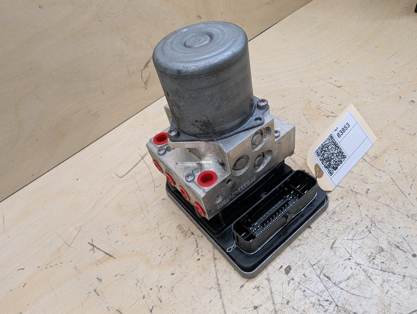 2018-2024 BMW X3 G01 ABS Pump Module 6893764