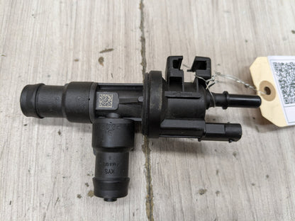 OEM BMW F22 F30 F32 G01 G05 G12 G20 G30 Fuel Tank Vapor Breather Valve B46 B58