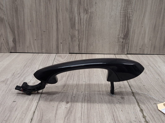 2019 - 2026 BMW X5 G05 Front or Rear Right Passenger Exterior Door Handle w/ Comfort Access 8492016 N63B44M3