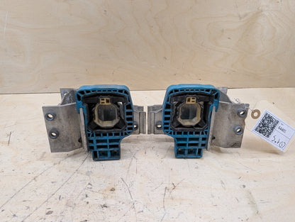 OEM BMW F90 F93 G11 G12 G16 G30 M5 Radiator Mount Support Bracket Left Right SET