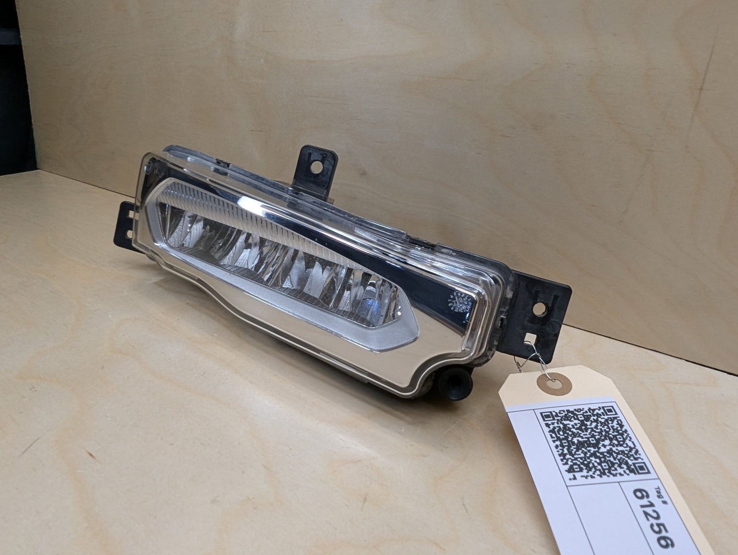 18-21 OEM BMW G01 G02 X3 X4 Front Right Passenger Side LED Fog Light Lamp