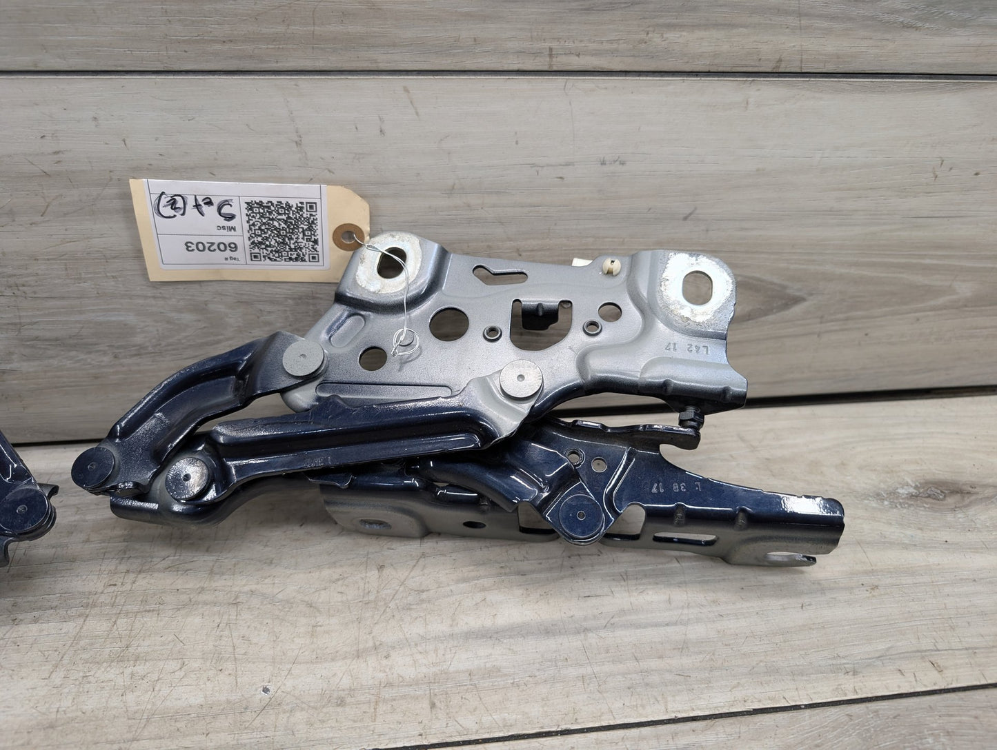 OEM BMW F90 F93 G12 G14 G15 G16 G30 M5 M8 Hood Bonnet Left Right Hood Hinges SET
