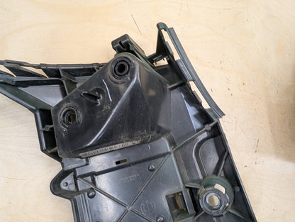 15-19 OEM BMW F16 X6 Rear Right Passenger Bumper Supports Brackets Mounts PAIR