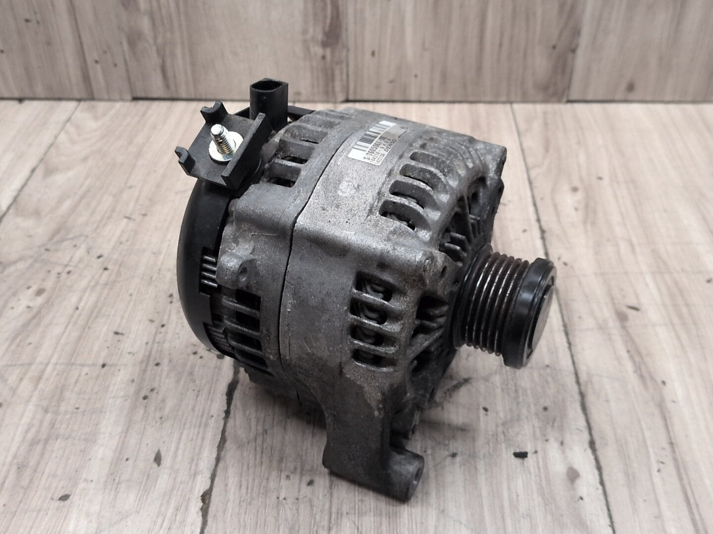 OEM BMW E84 F10 F22 F25 F30 F32 F36 N20 N26 Charging Alternator Generator 210A