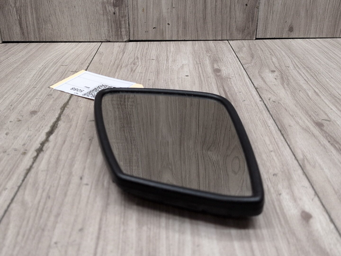2011-2016 BMW 535i F10 Front Left Driver Side Mirror Glass 9250867