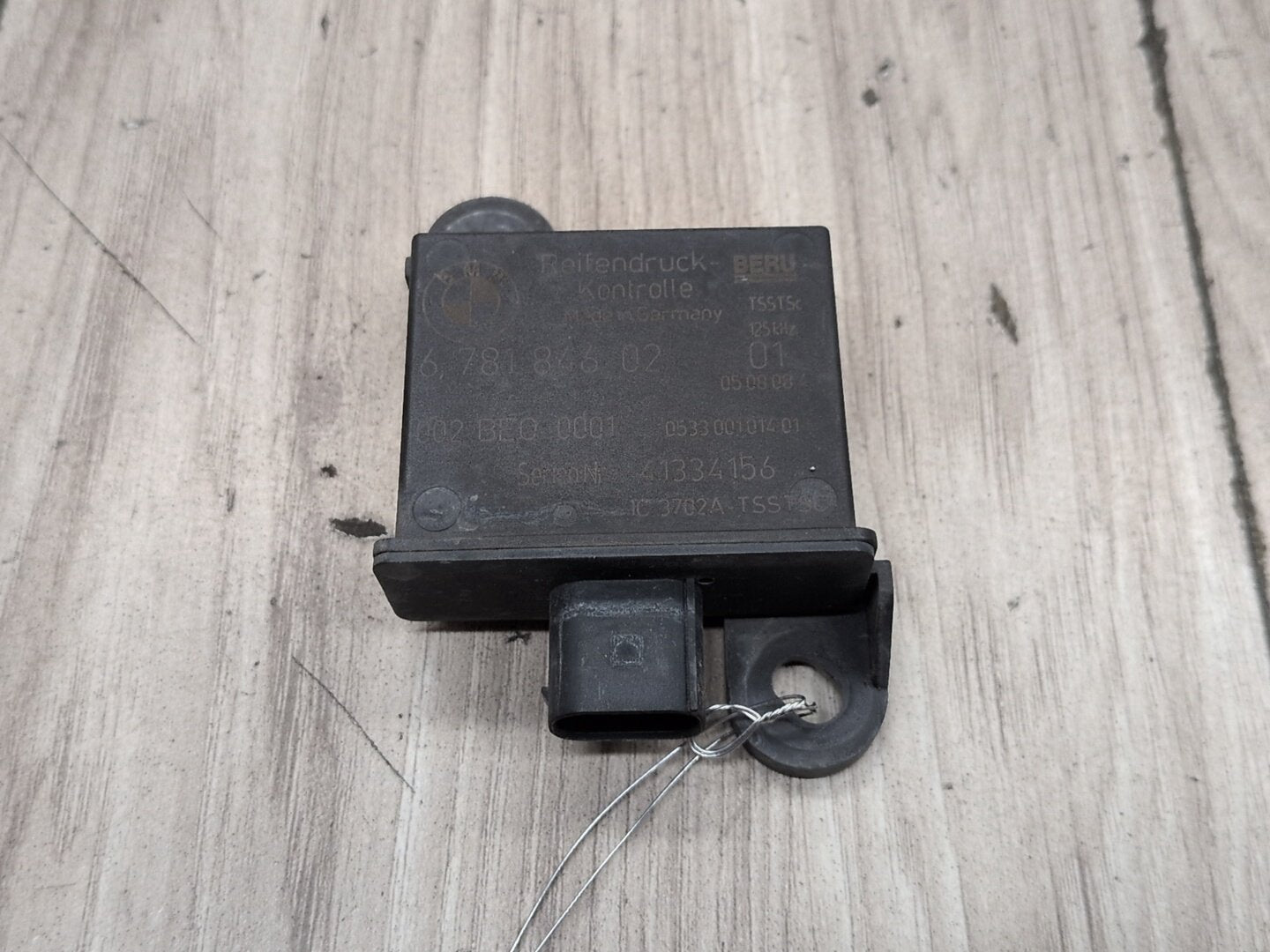 2007-2013 BMW X5 E70 RDC TPMS Tire Pressure Monitoring System Module 6781846