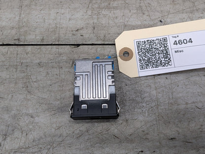 OEM BMW F44 F48 F97 G01 G05 G12 G20 G30 G80 USB Dual Type C Charger Port Socket